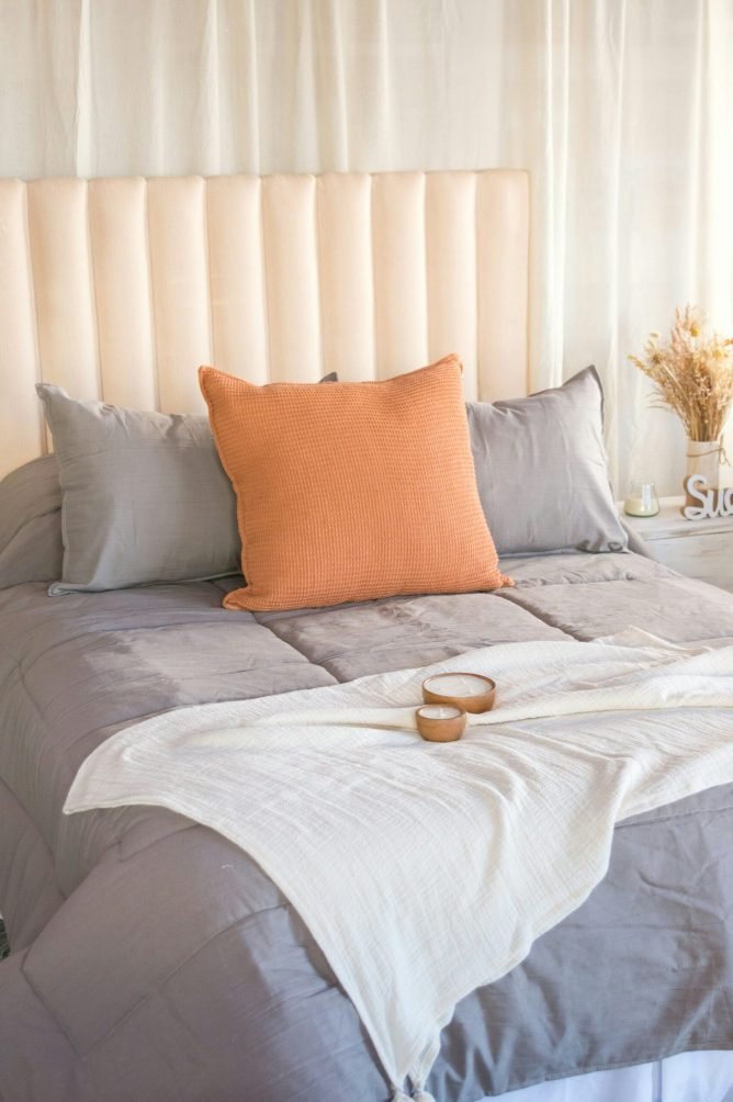 bed poster (16)